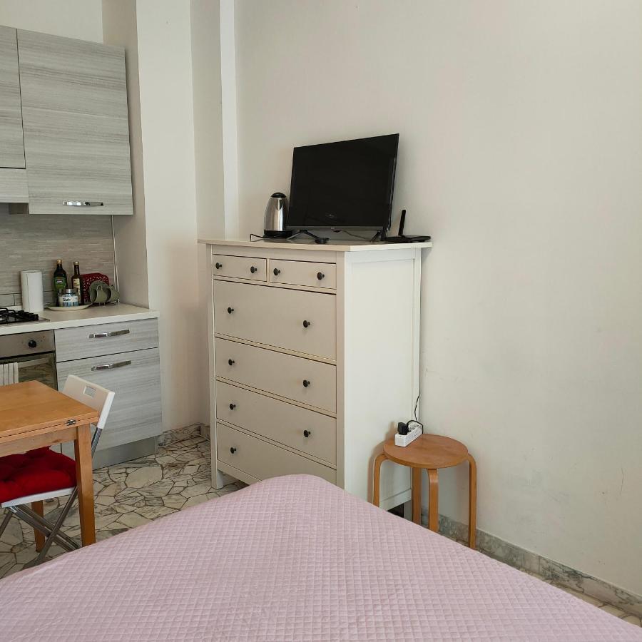 Anto Aircon Studio Monolocale A 15 Min Dal Centro Mailand Exterior foto
